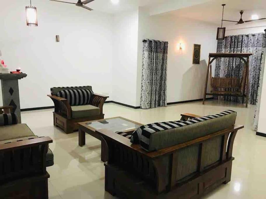 Akash Villa Talaramba Kültér fotó