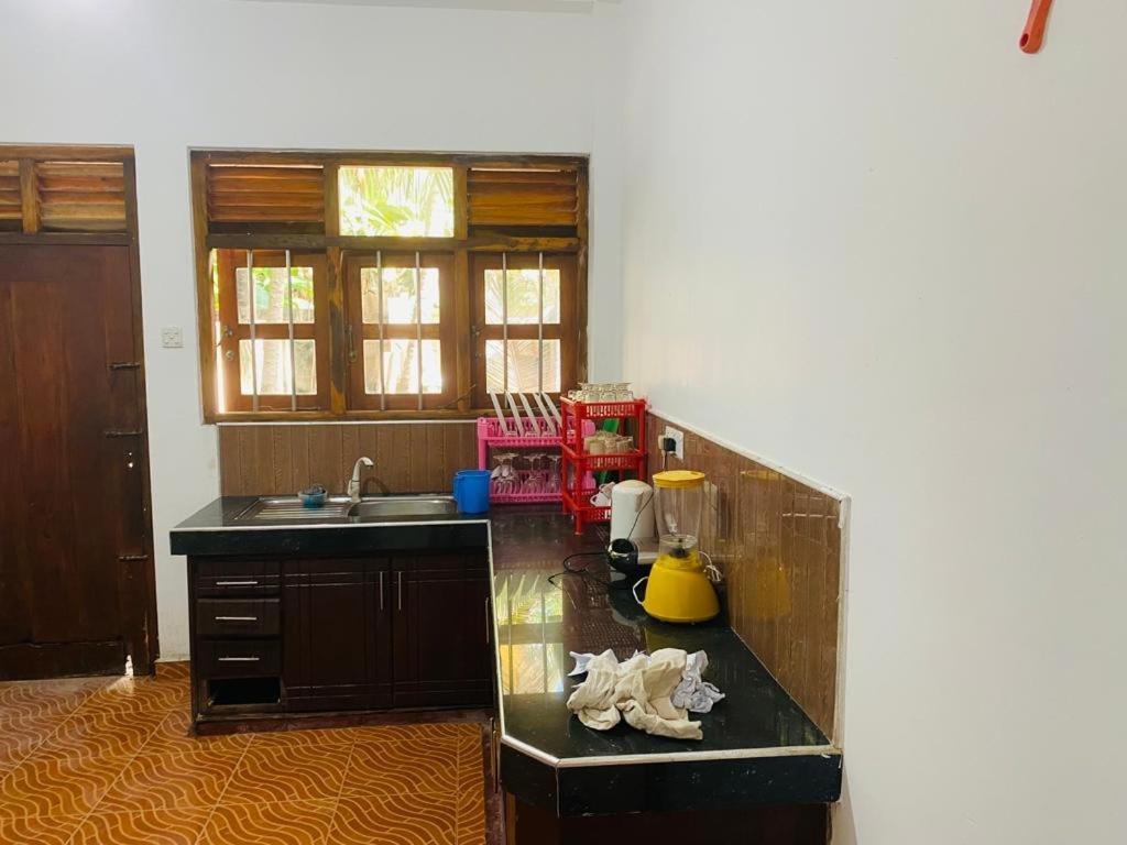 Akash Villa Talaramba Kültér fotó