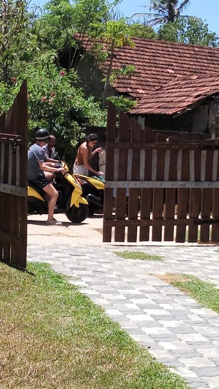 Akash Villa Talaramba Kültér fotó