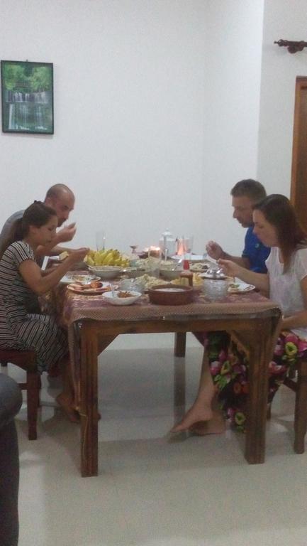 Akash Villa Talaramba Kültér fotó